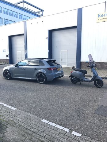 Custom Vespa Sprint Audi Nardo Grey20