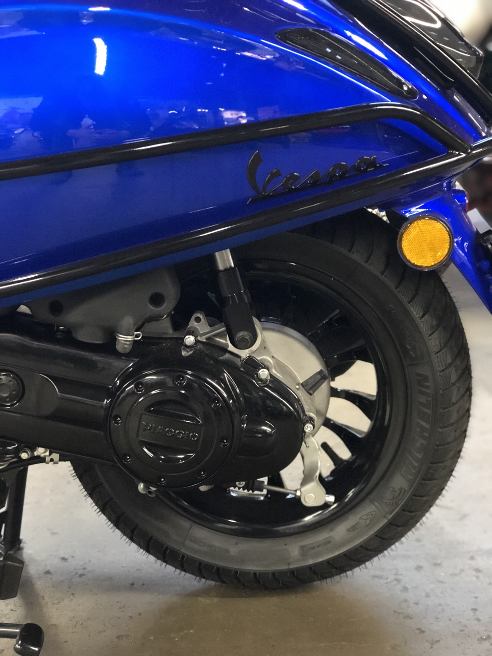 Custom Vespa Sprint Candy Blue 25 km/u DIRECT RIJDEN! | Scooterspot -  Scooterspot 1000m2 scooterwinkel in Amsterdam