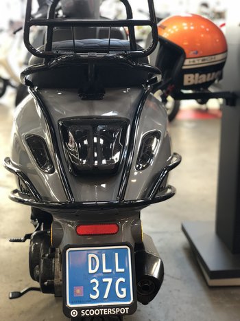 Deze regels moet je als Amsterdamse scooterrijder gezien hebben ! 