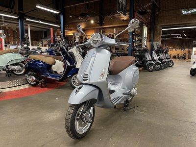 Vespa Primavera Grigio G01 scooter E5 I-GET Nieuwe Editie