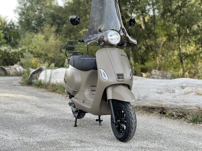 Santini e-Capri 4.0 Elektrische Scooter Desert Storm