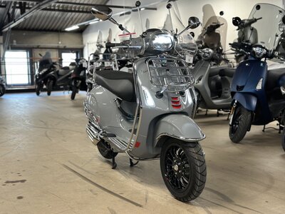 Vespa Sprint Nardo Grey 45km/u 2018