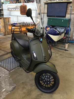 Vespa Primavera Opaco Militare Verde